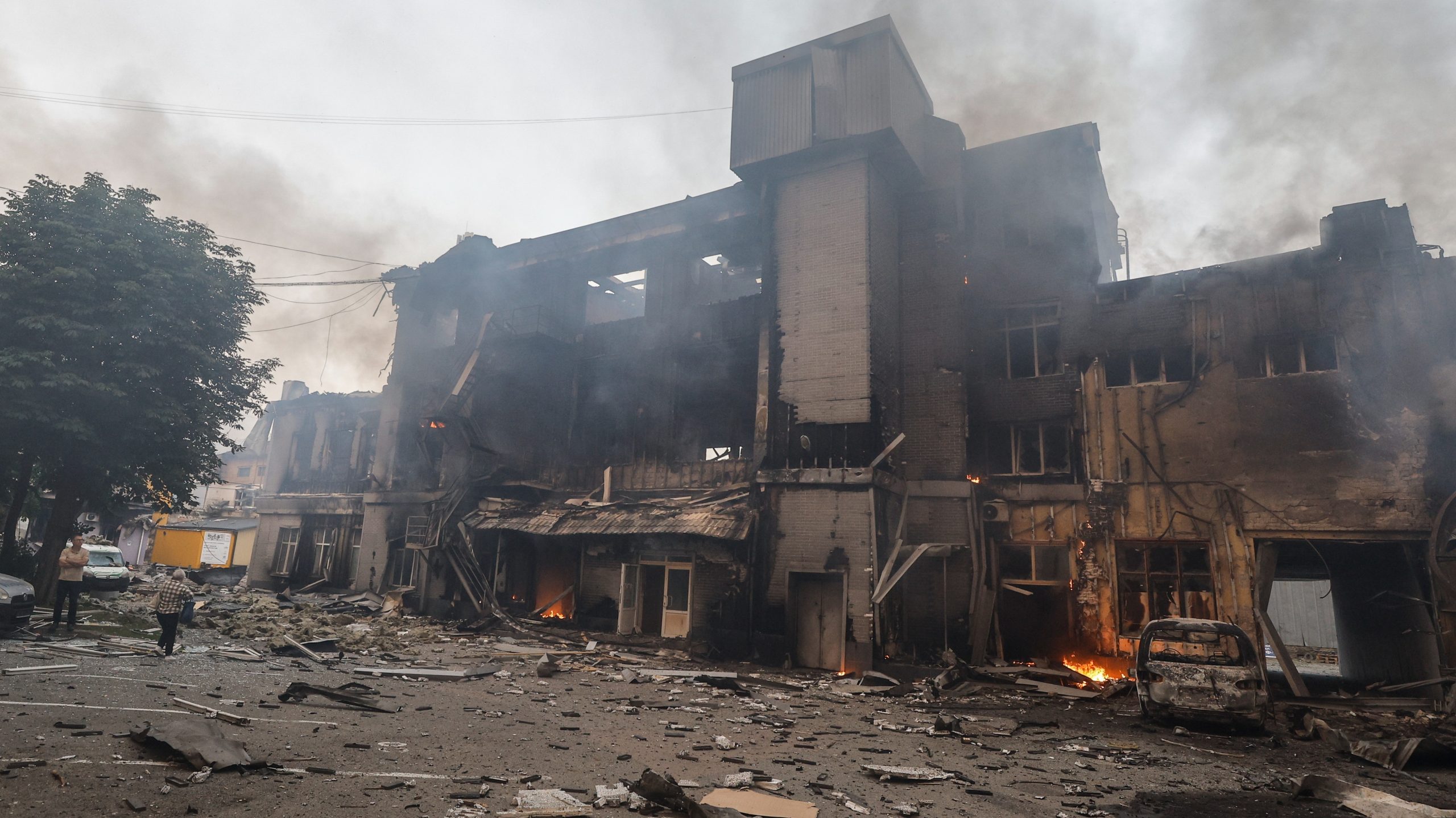 Drónokkal és rakétákkal támadta az orosz hadsereg szerda hajnalban Ukrajnát