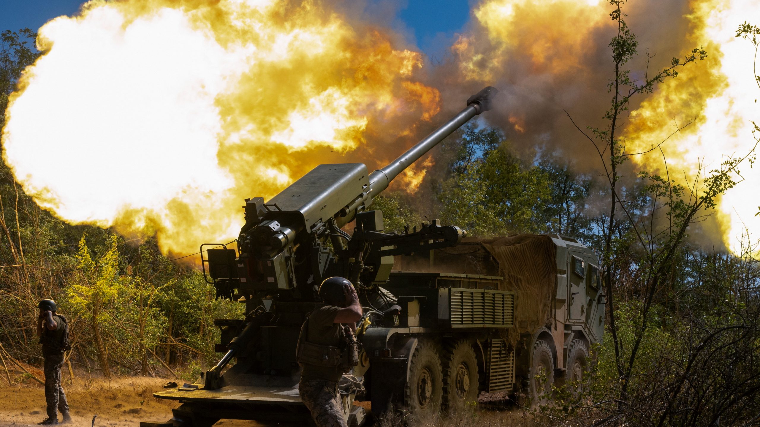 Ukrajna sikeres légicsapásokat hajtott végre kiemelt orosz stratégiai célpontok ellen