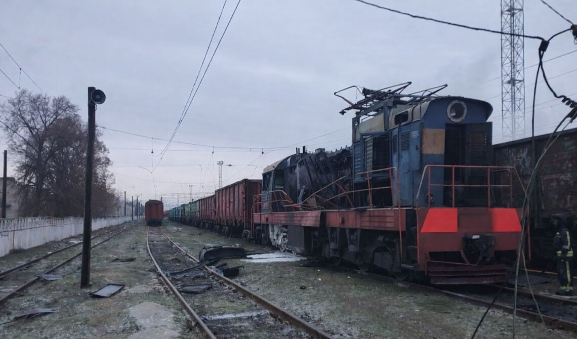 233012