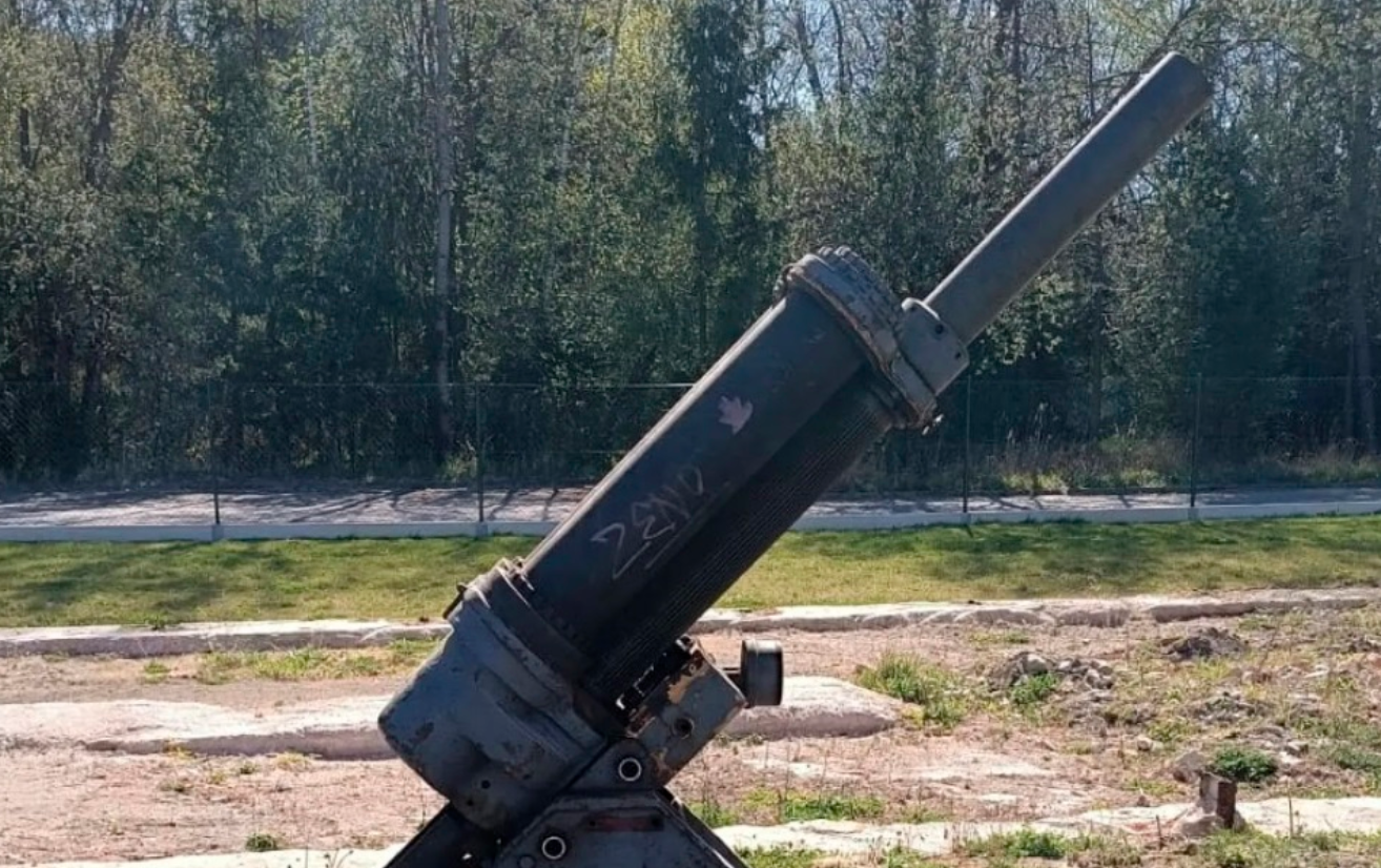 242723