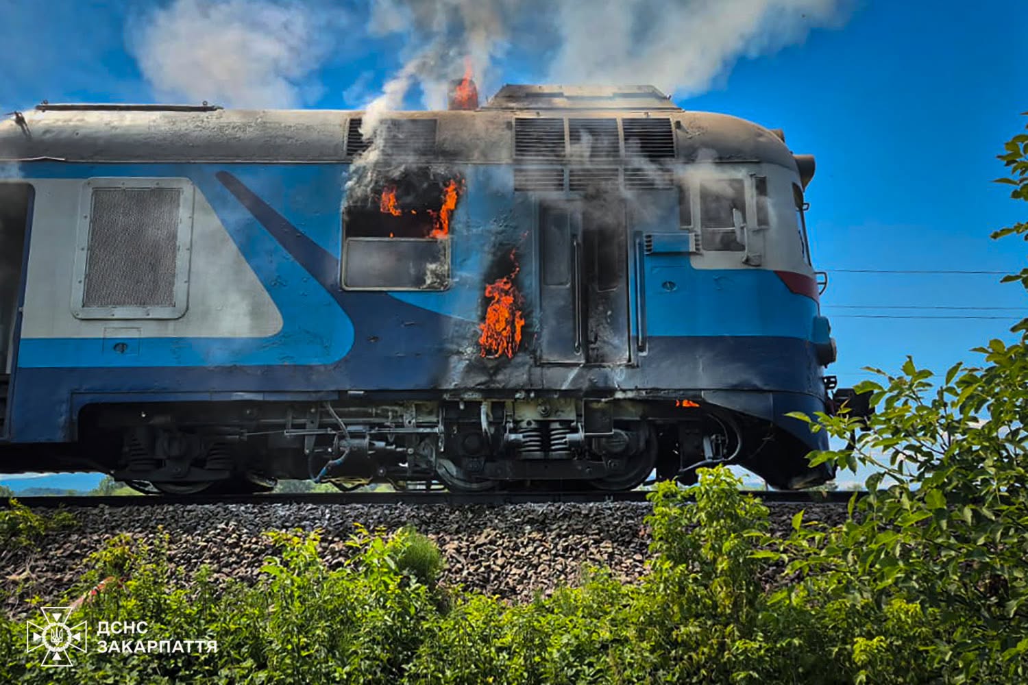 248906