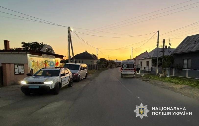 Поліція Ужгородщини розслідує смертельну аварію у селі Сторожниця      Події